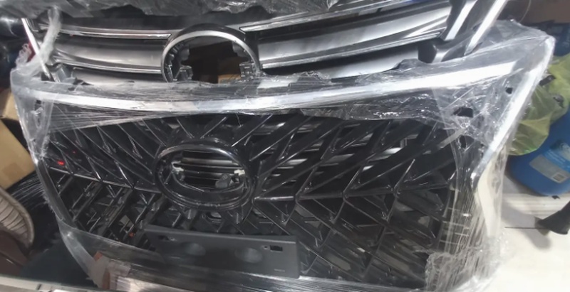 Облицовка на Lexus 570-2018